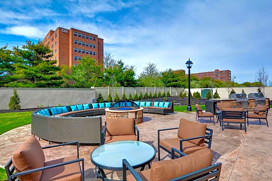 Courtyard by Marriott Long Island Islip/Courthouse Complex