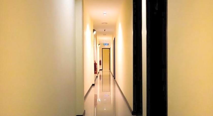 118 Hotel, Dato Keramat - Self Check-In (Key Box)