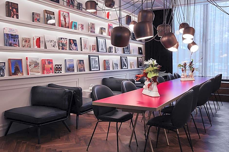 Roomers Munich, Autograph Collection by Marriott