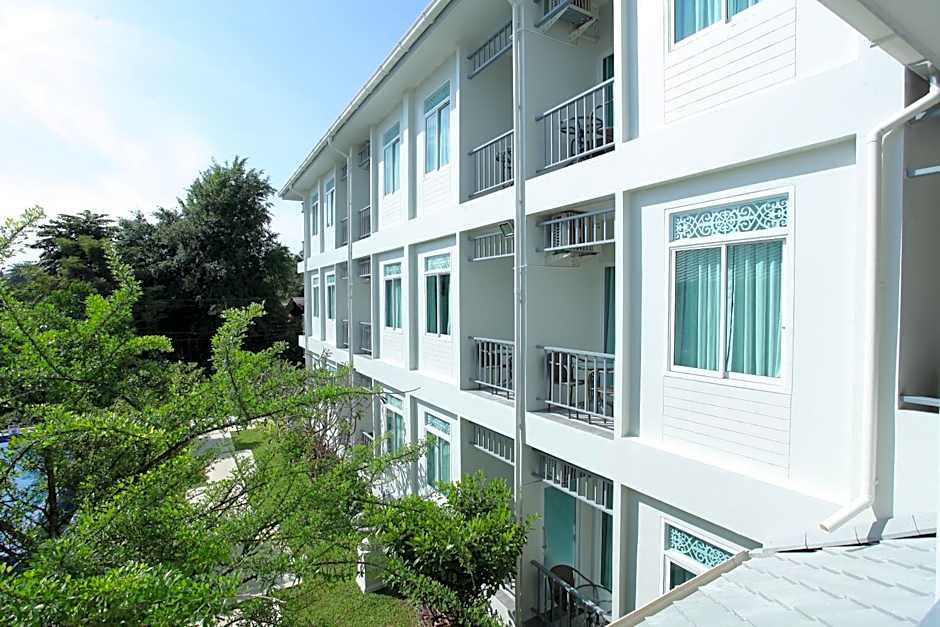 Villa Amphawa