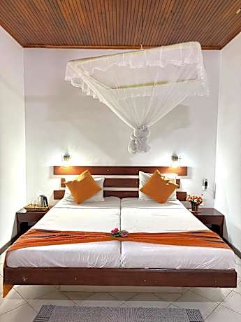 Chaya Villa Guest House