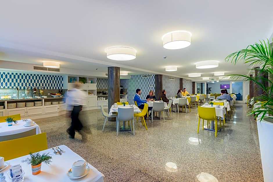 Terrace Mar Suite Hotel