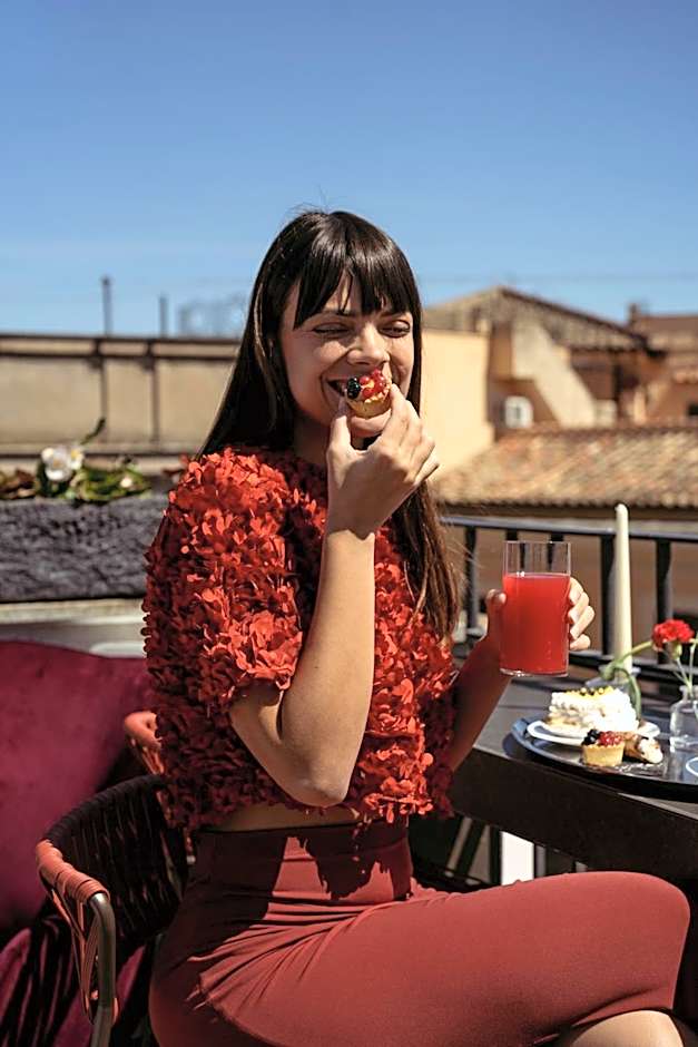 Otivm Hotel
