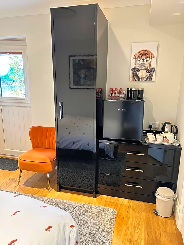 Foxes Den at Foxesway