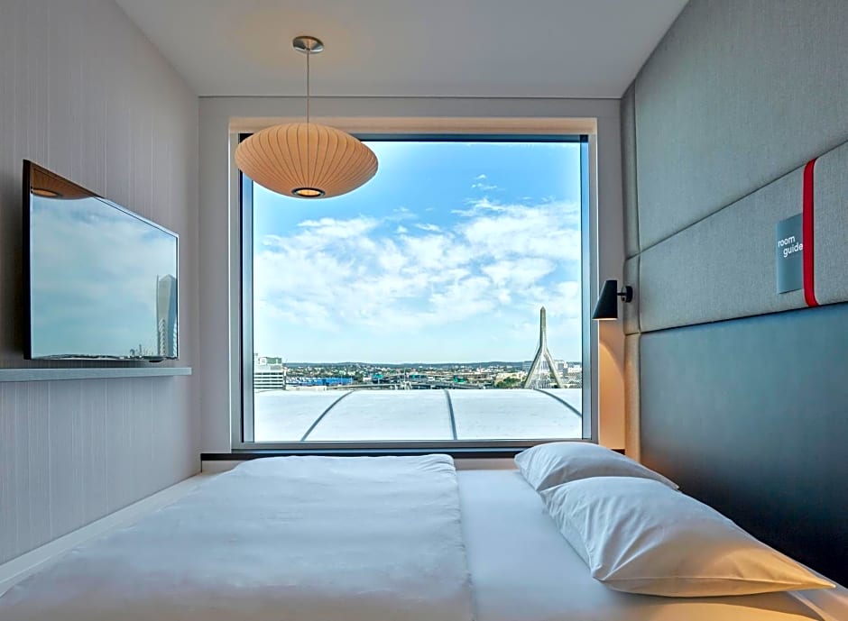 citizenM Boston North Station