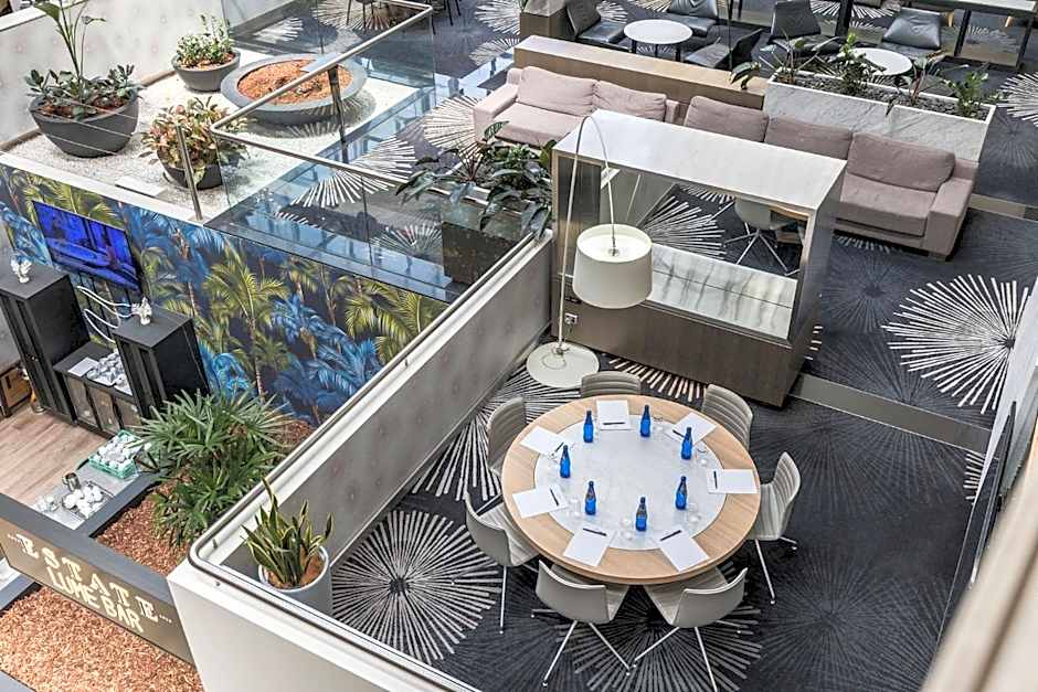 Crowne Plaza Canberra By IHG
