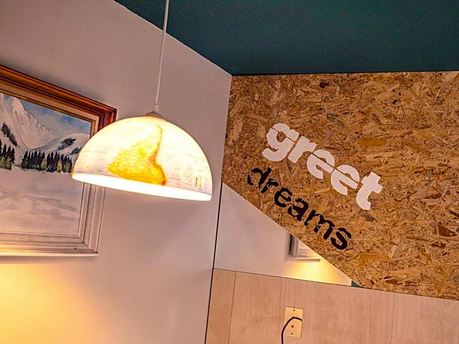 Greet Hotel Marseille Provence Aeroport