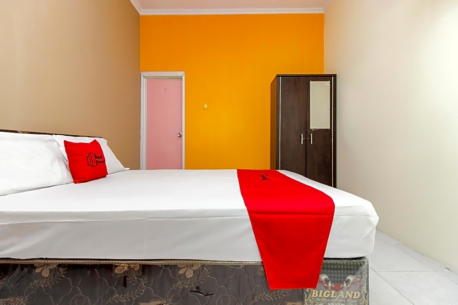 RedDoorz @ Jalan Pramuka Manado