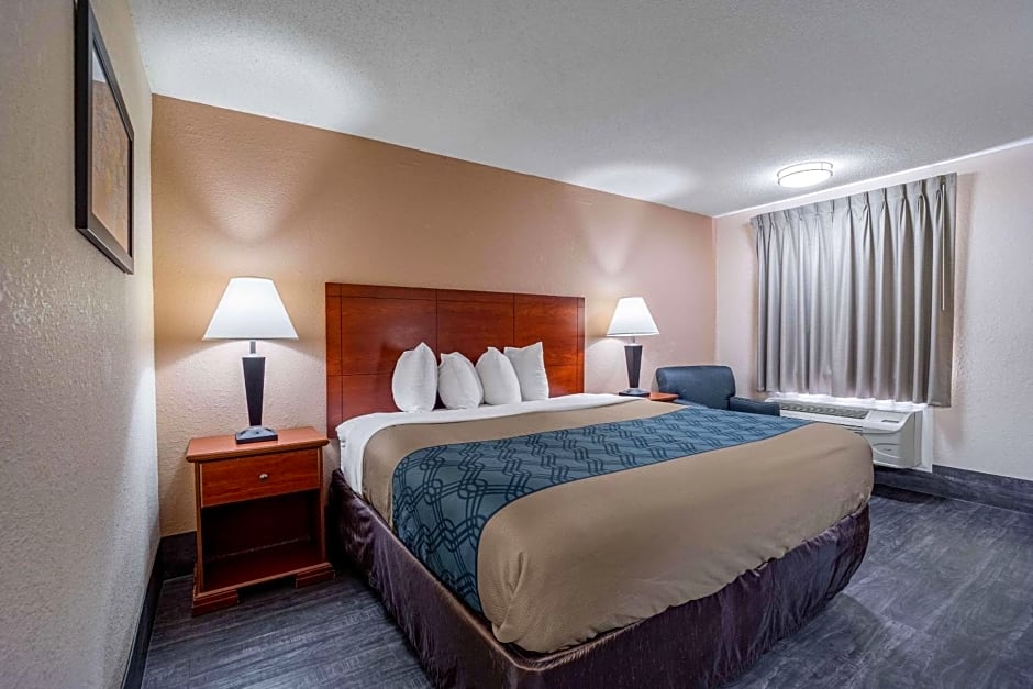 Econo Lodge Inn & Suites Cayce