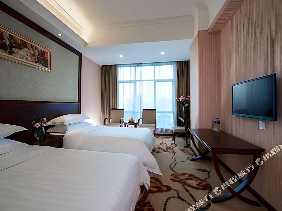 Vienna Hotel Guangzhou Shaheding Metro Station