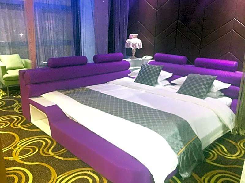 GreenTree Alliance Bengbu Railway Station Hotel