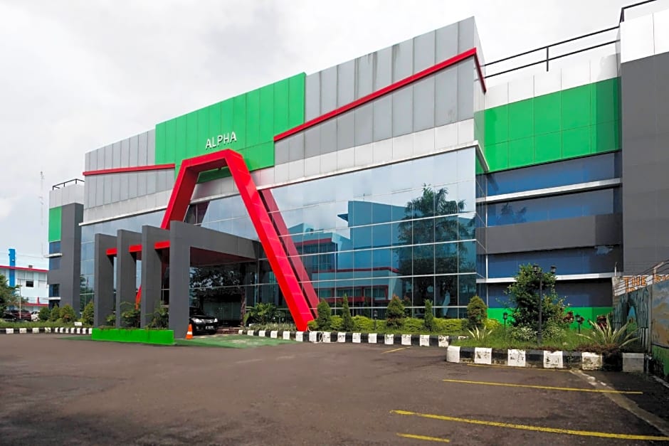 Collection O 3431 Hotel Alpha Bandara