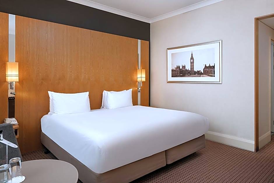 Crowne Plaza London Ealing By IHG