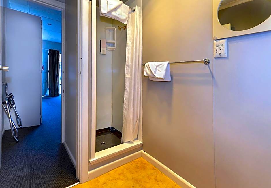 Classique Lodge Motel