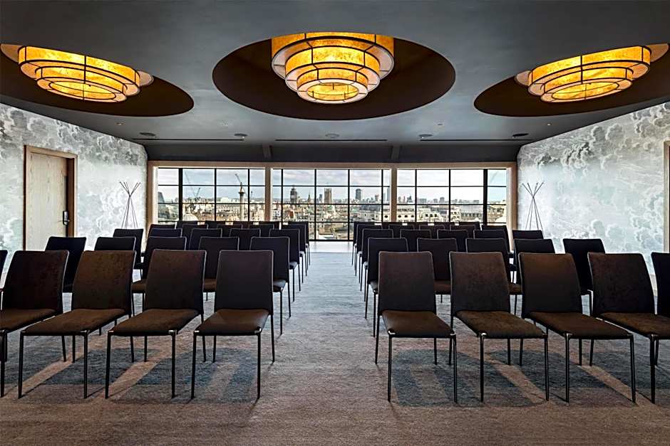 Radisson Blu Hotel, London Leicester Square