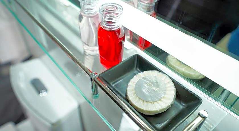 Thonglor Suites Hotel