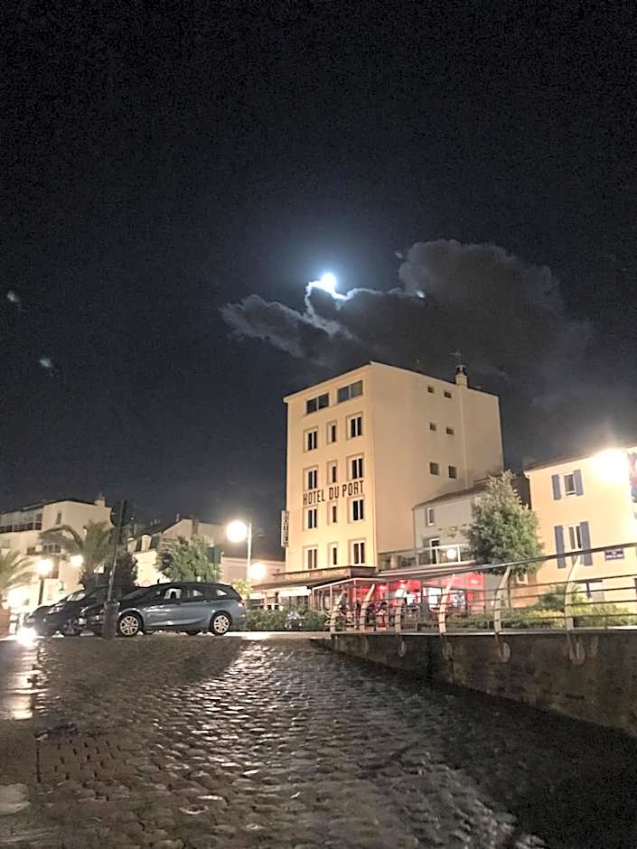 Hôtel Du Port