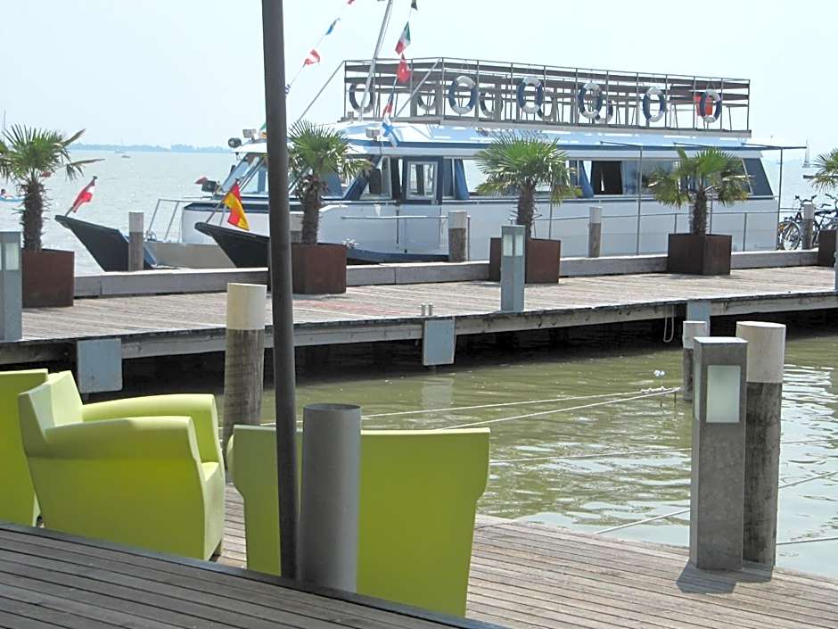 Pannonia Tower Hotel