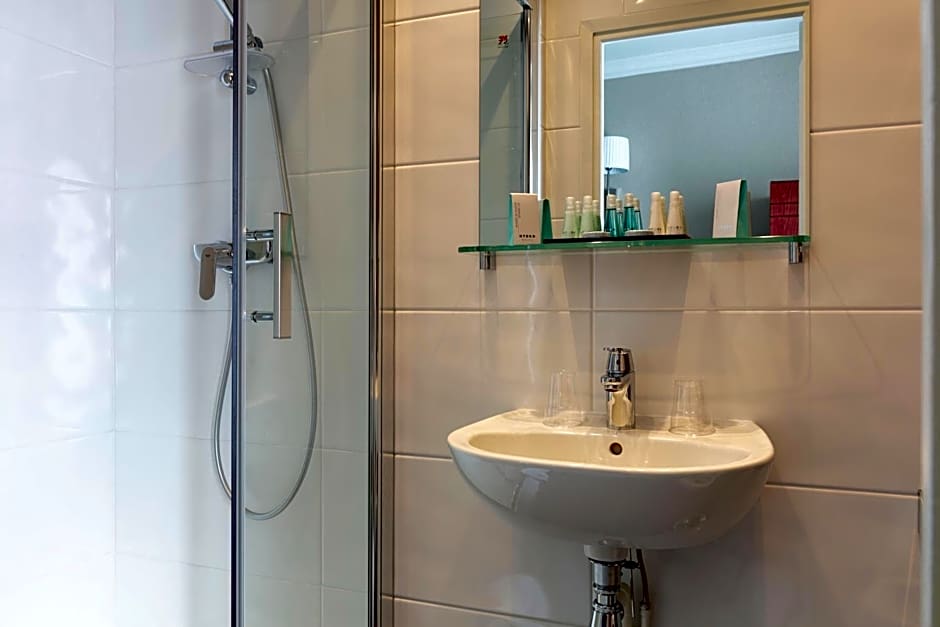 Hotel Saint Cyr Etoile