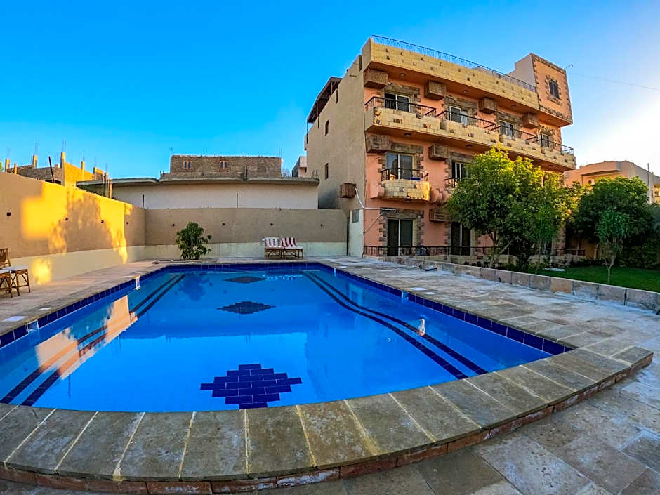 New Memnon Hotel