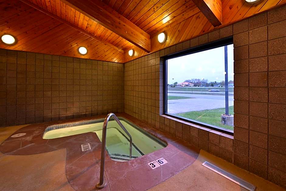 Super 8 by Wyndham Glenwood