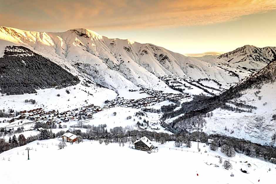 Les Cèdres - Hôtel - Restaurants - Spa