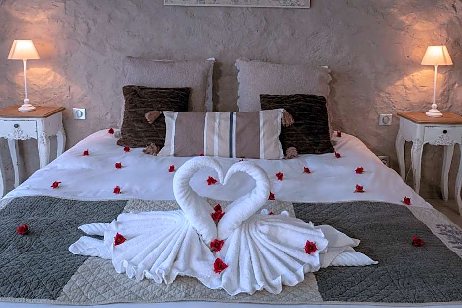 CHARME AU FIL DE L'EAU