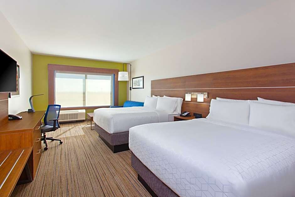 Holiday Inn Express and Suites Moses Lake By IHG