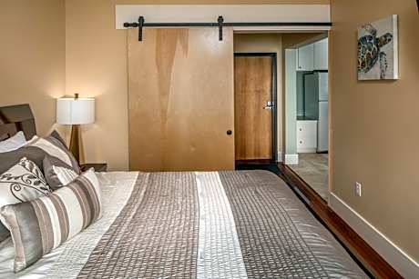 King Suite with Sea View