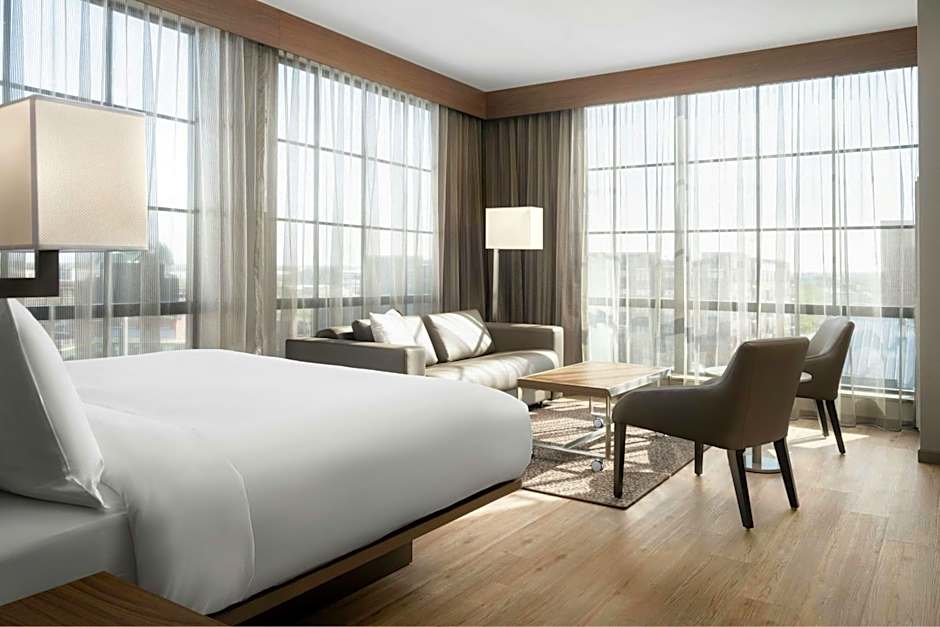 AC Hotel by Marriott Dayton