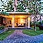 KAYUMANIS SANUR PRIVATE VILLAS &SPA