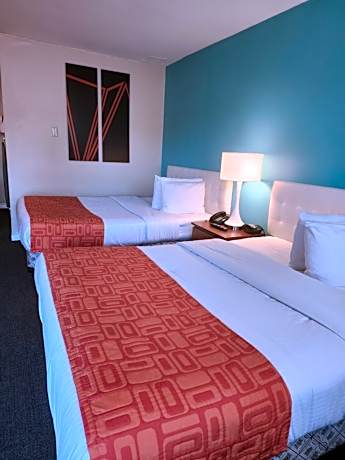 Howard Johnson by Wyndham Lindsay