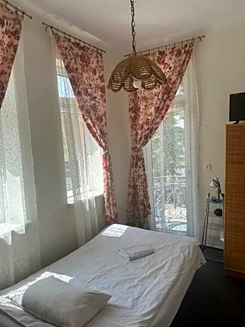 Standard Double Room with Shared Bathroom