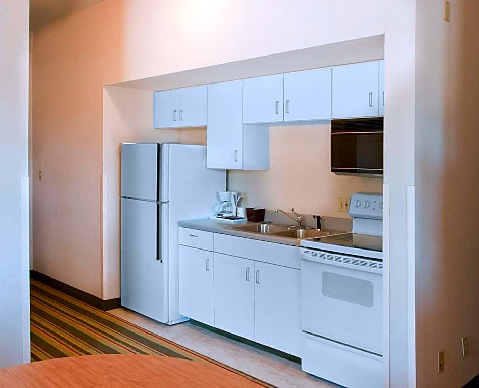 Super 8 by Wyndham Ottawa Starved Rock