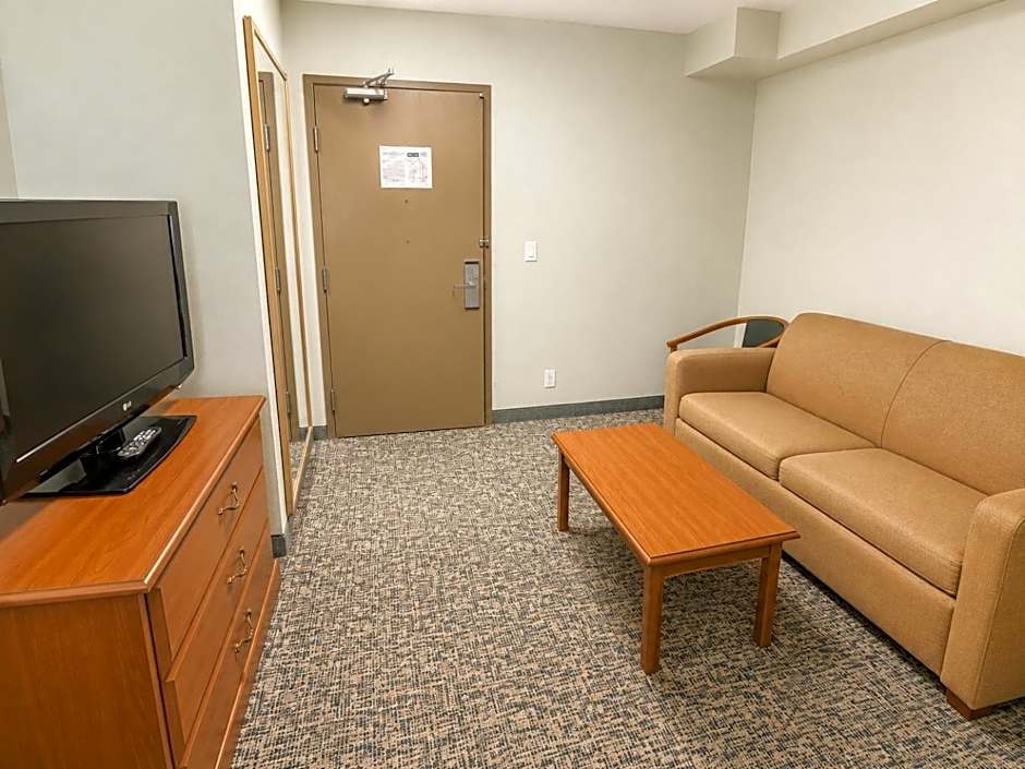 Photo 1 of 5 of 1 King Bed, Mobility Accessible, Roll in Shower