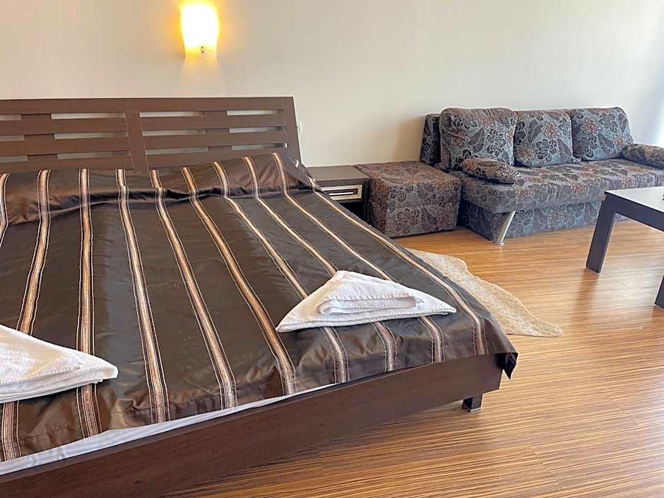 The American Hotel
