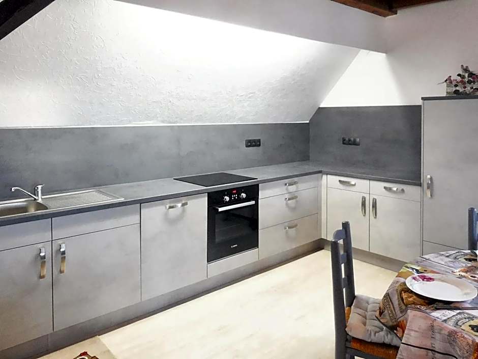 Appartement charmant à Hochfelden - 100 m² et parking gratuit