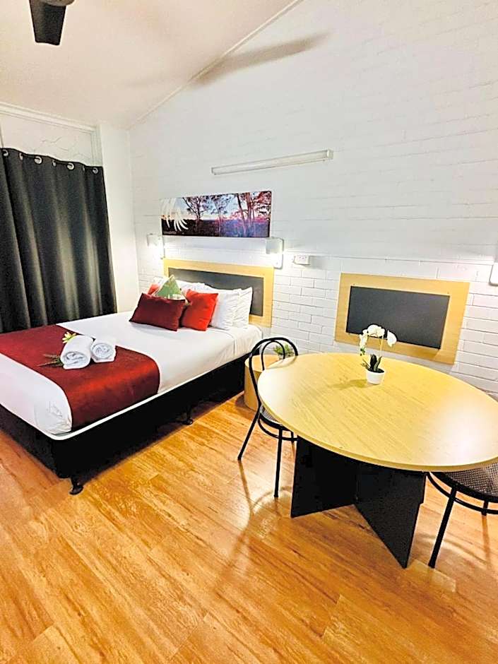 Downs Motel