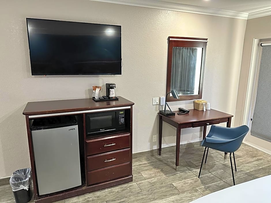 Studio 6 Mesa, AZ ? Near Downtown &amp; Sloan Park