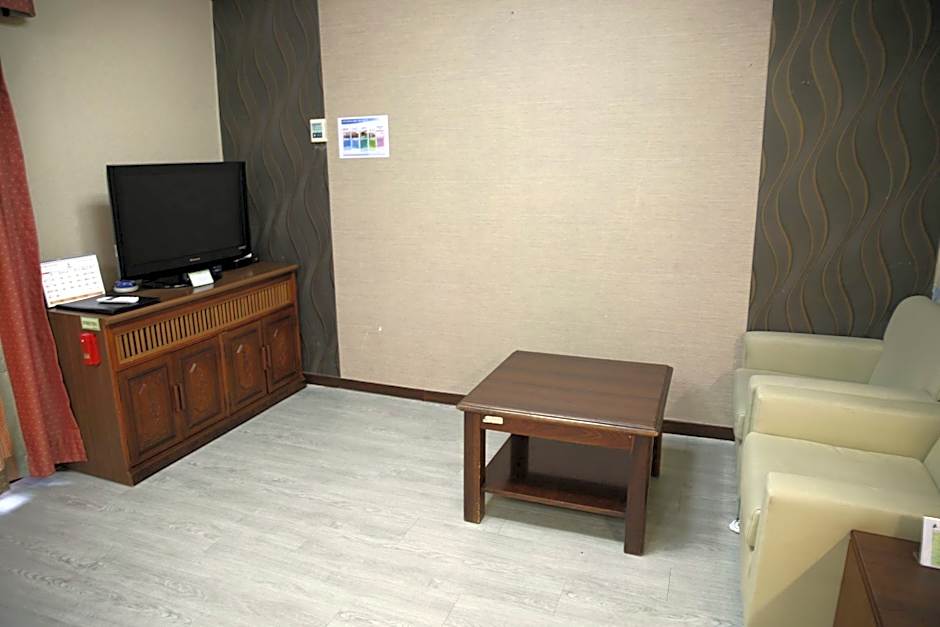 Osaek Greenyard Hotel