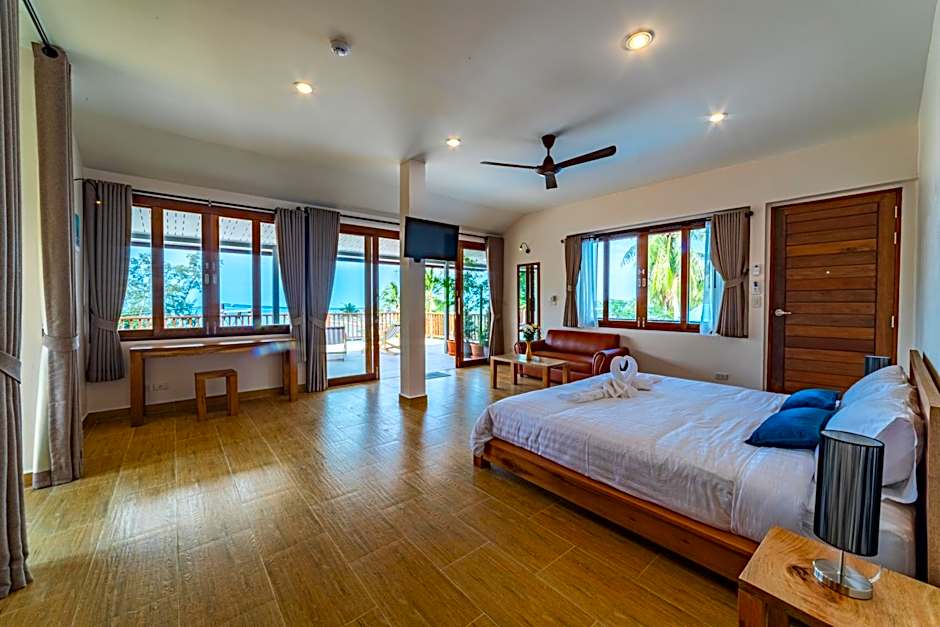 Le Grand Bleu Hotel
