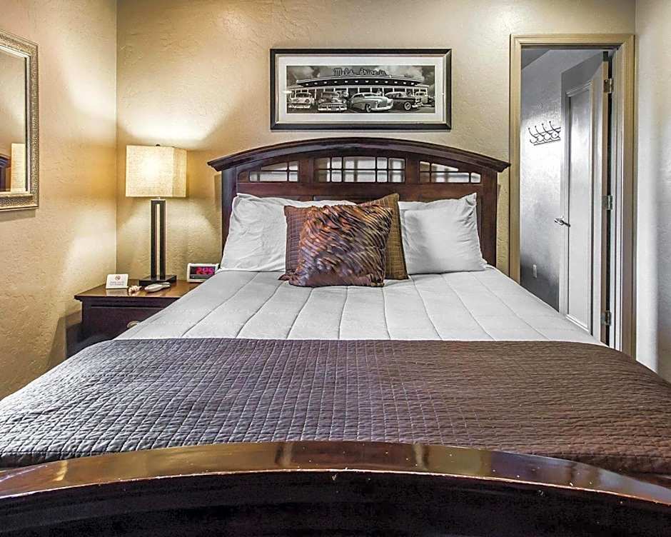 Rodeway Inn & Suites Williams Downtowner-Rte 66