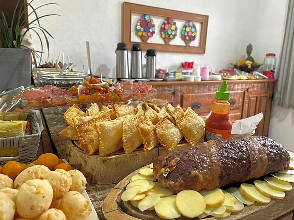 Pouso das Flores - Próximo a Maria Fumaça