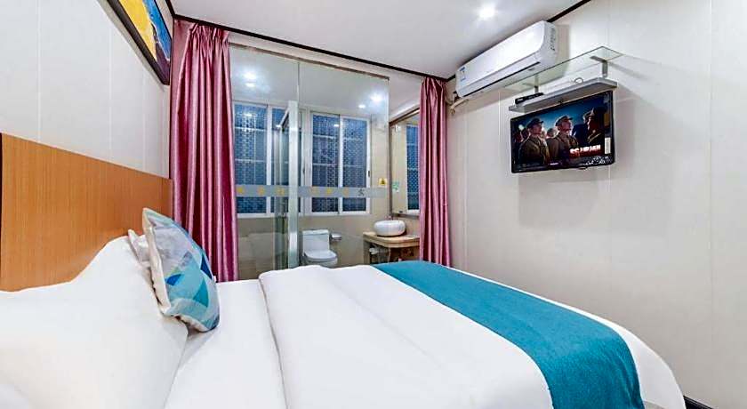 Xinghe Xinfeng Hotel Railway Station & Bus Station Branch