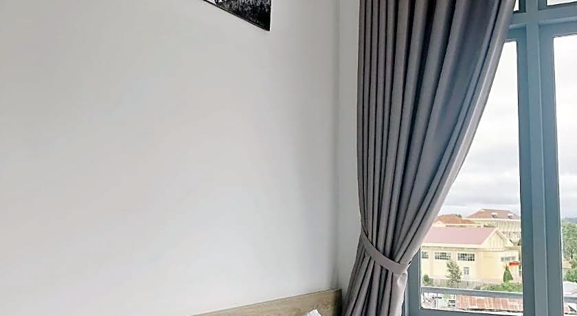 M Hotel