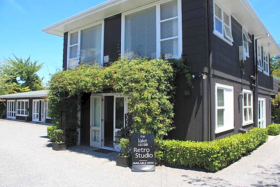 The Lake Motel
