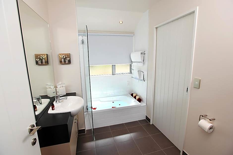 Arrowfield Apartments