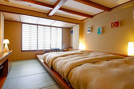 Japanese Style Triple Room - Non-Smoking