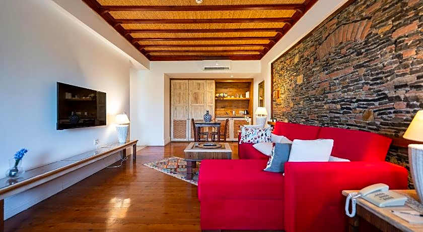 El Vino Hotel Suites