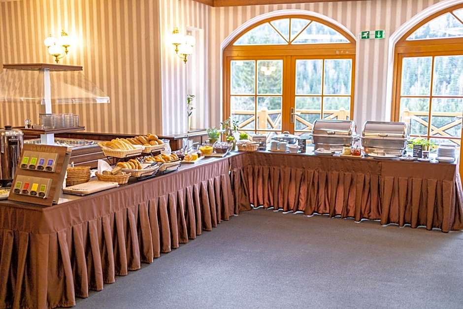 Hotel Zatisi